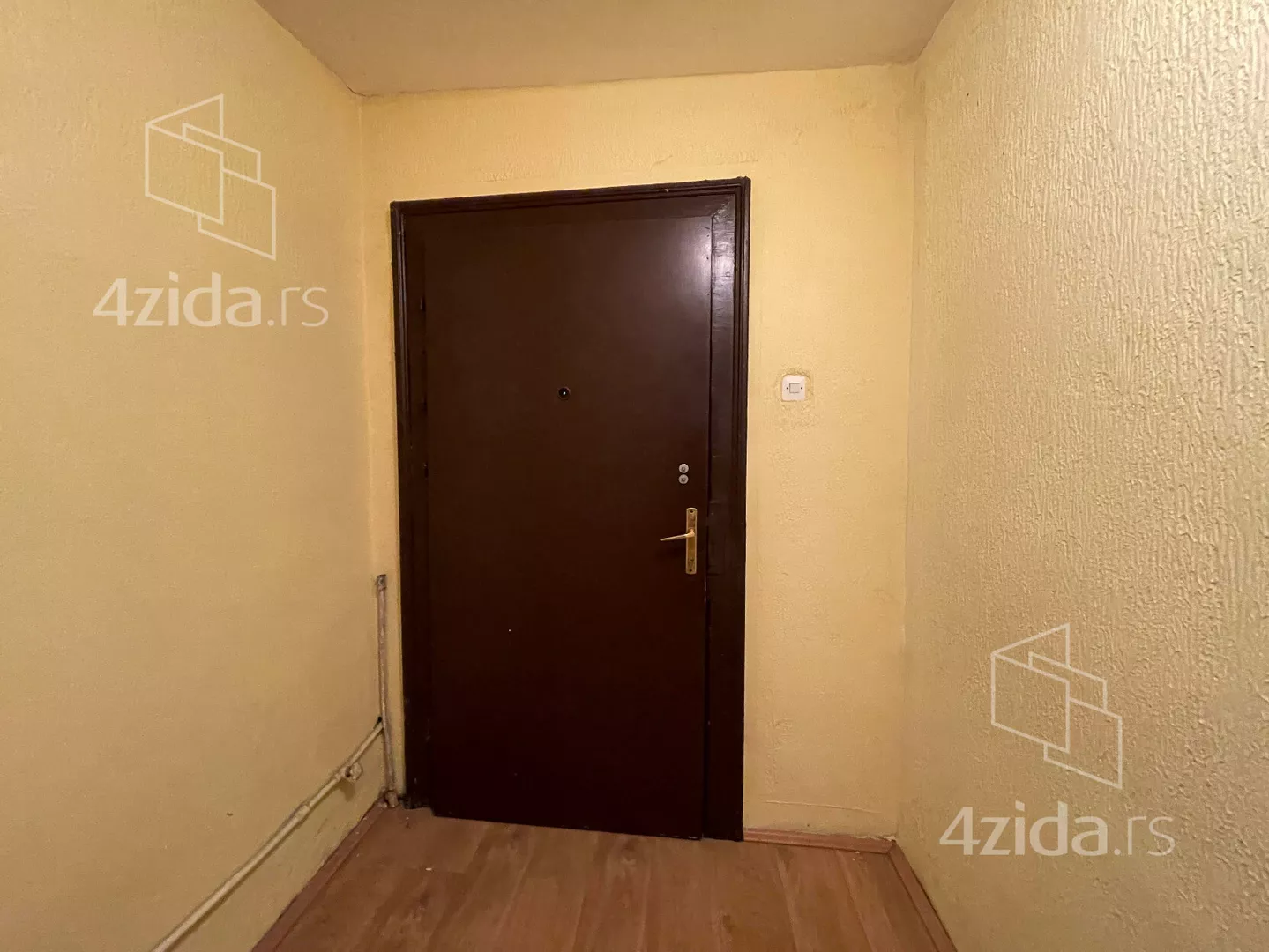 Kancelarija | 4zida