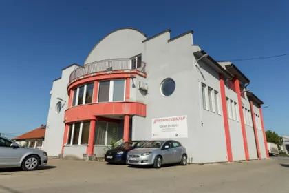 Železnička 12b | 4zida.rs