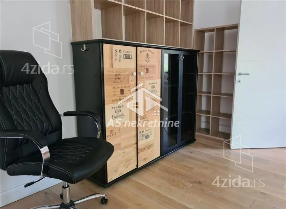 Kancelarija | 4zida