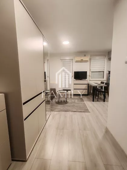 Nova Detelinara | 4zida.rs