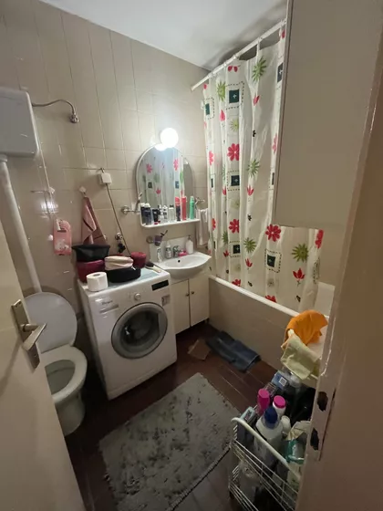 Nikole Dobrovića 16 | 4zida.rs