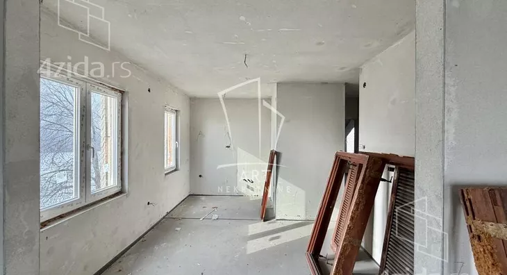 3-etažna kuća | 4zida