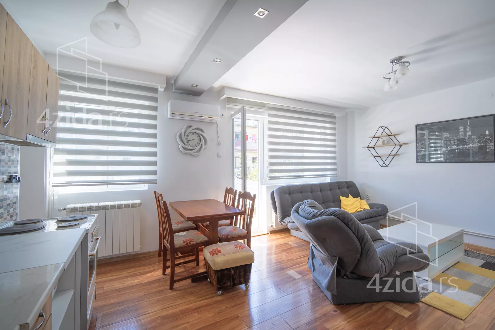 Dvoiposoban stan | 4zida