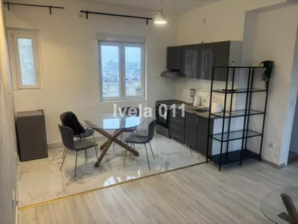 Francuska | 4zida.rs