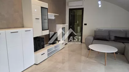 Janka Čmelika | 4zida.rs