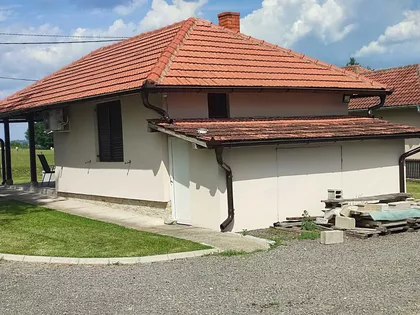 Radnička 27 | 4zida.rs