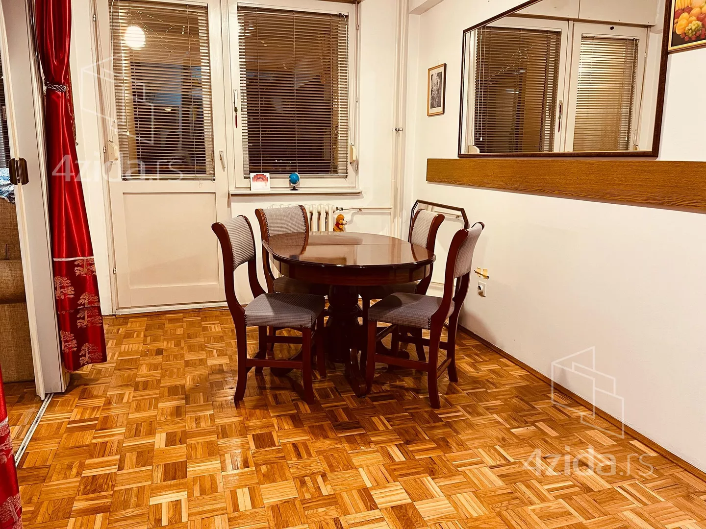 Troiposoban stan | 4zida