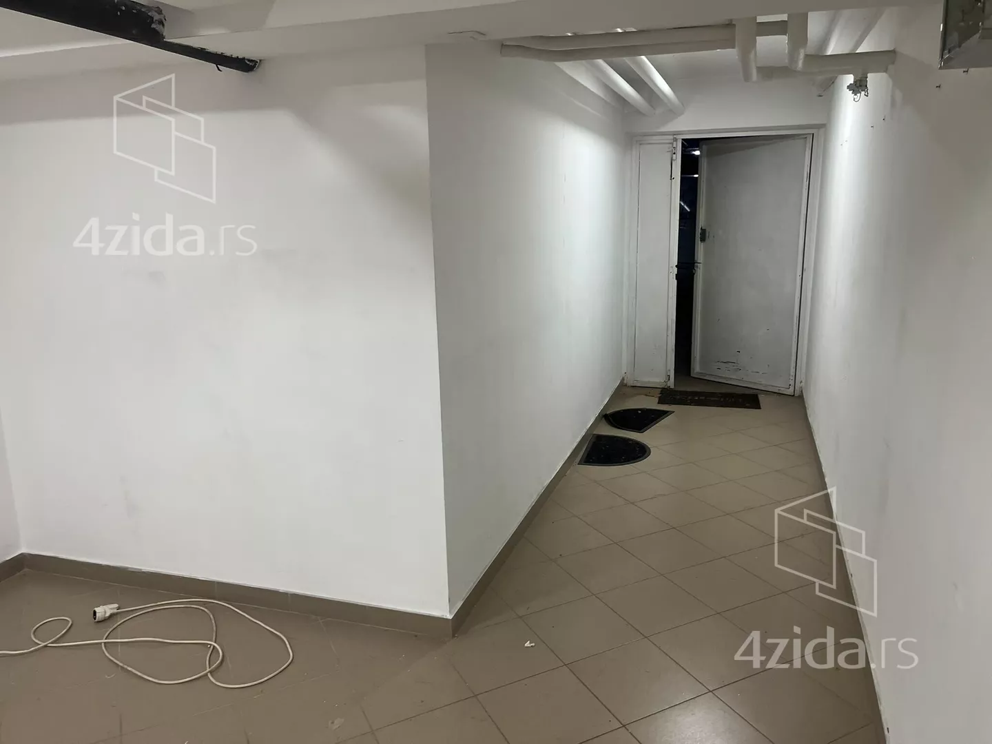 Lokal | 4zida