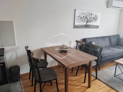 Vojvođanska | 4zida.rs