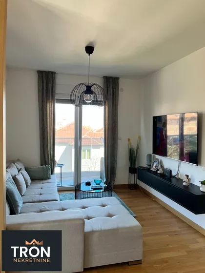 Nemanjina | 4zida.rs