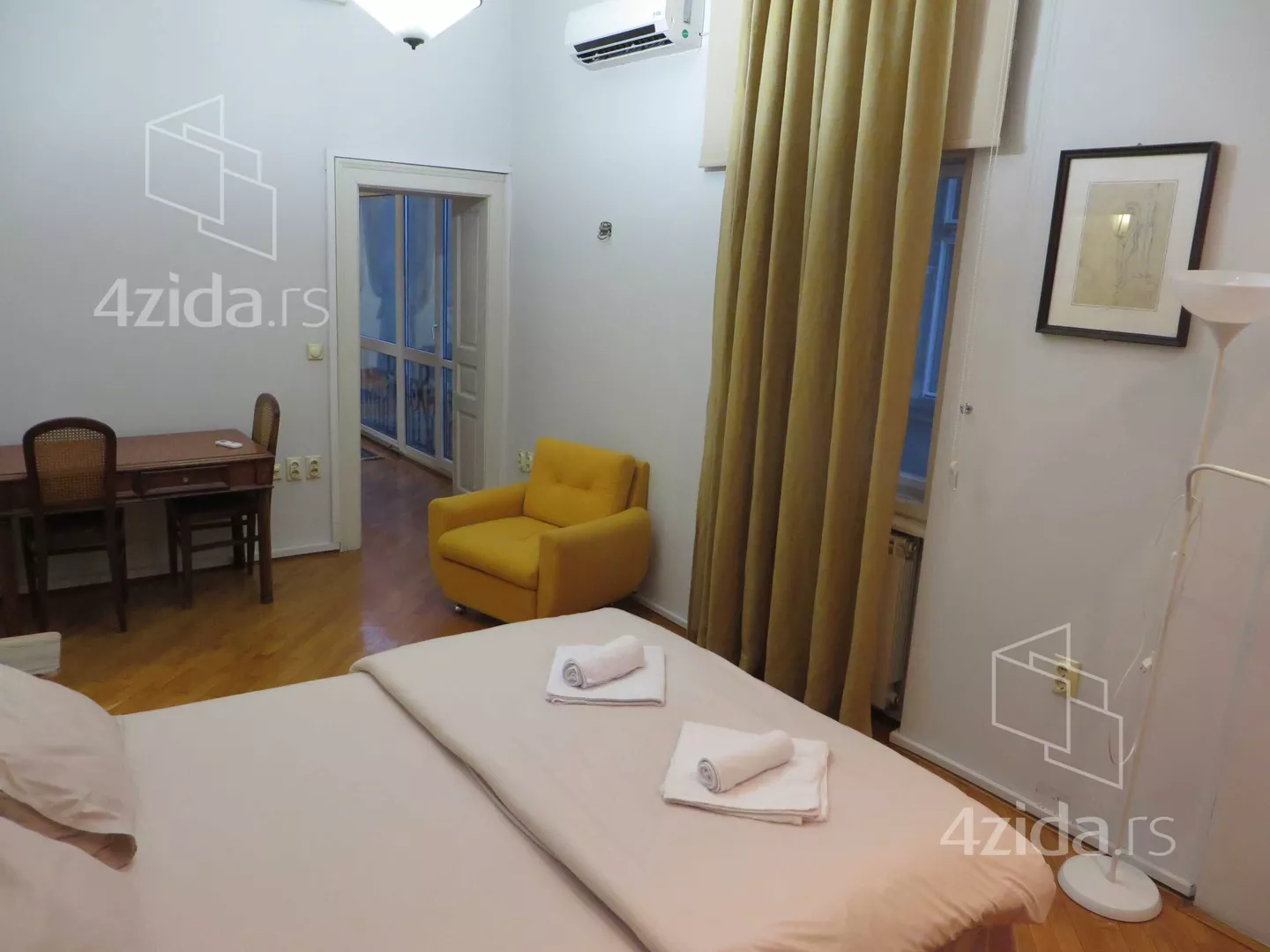 Petosoban stan | 4zida