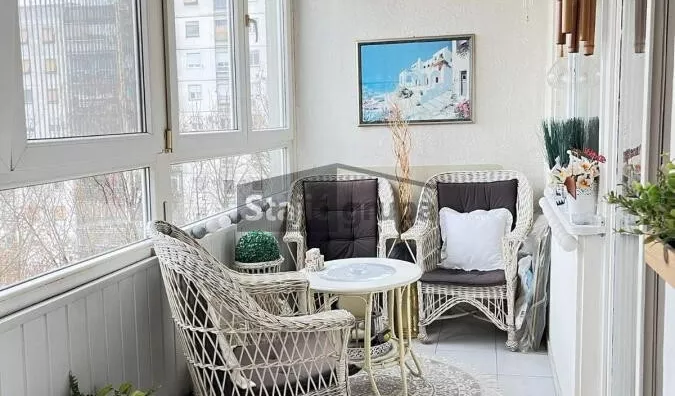 Troiposoban stan | 4zida