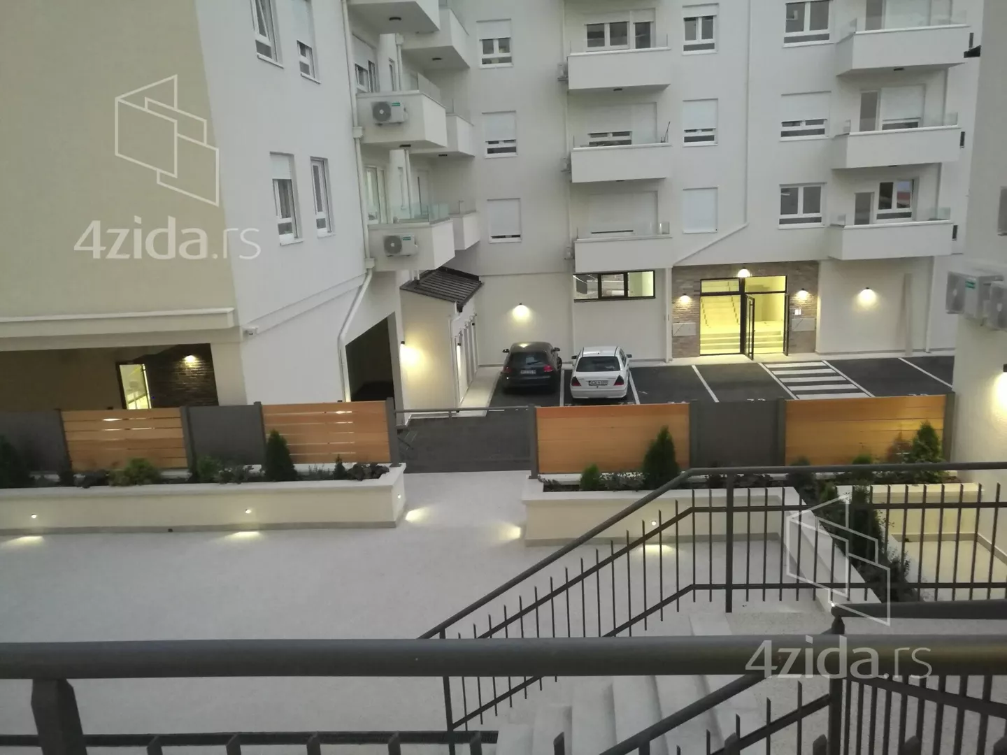 Garsonjera | 4zida