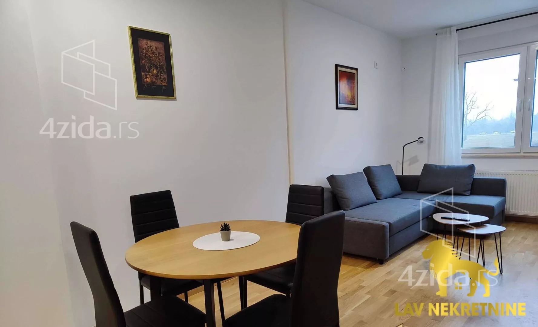 Jednoiposoban stan | 4zida