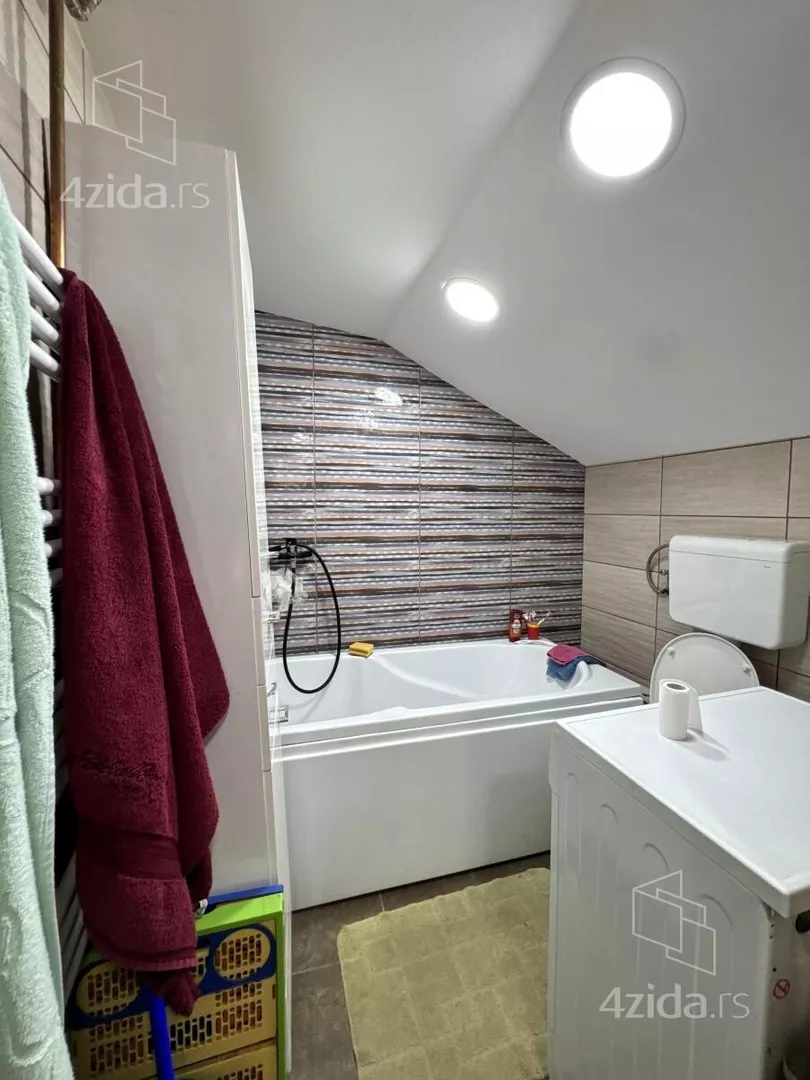 Kuća | 4zida