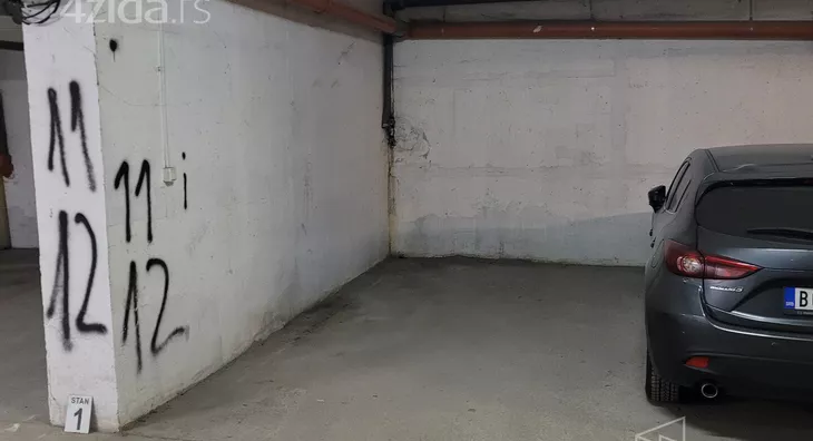 Garaža | 4zida