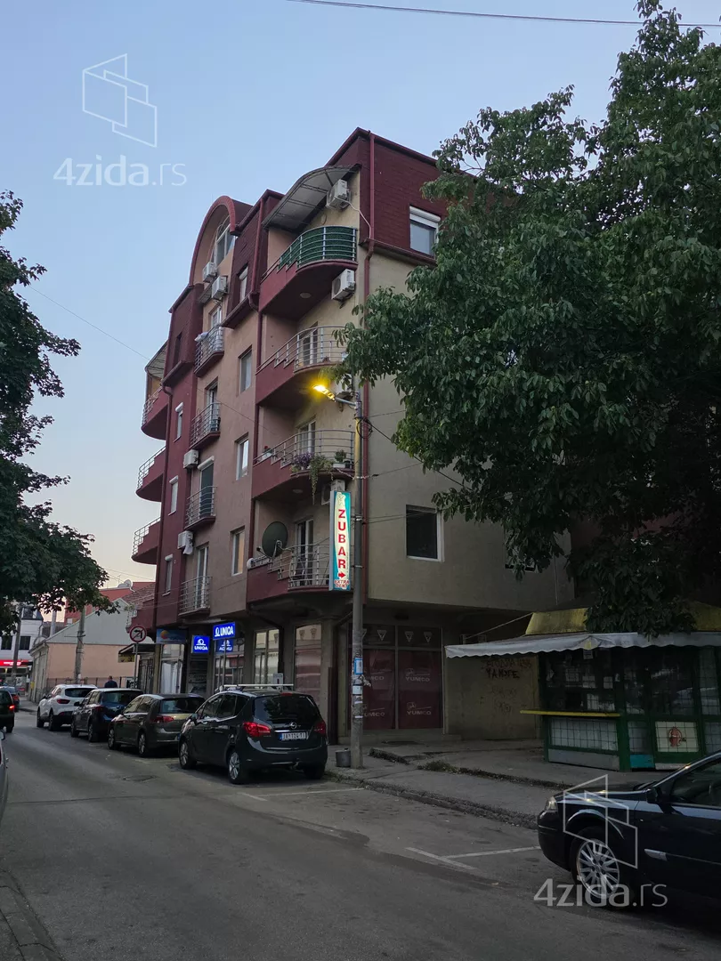 Garsonjera | 4zida
