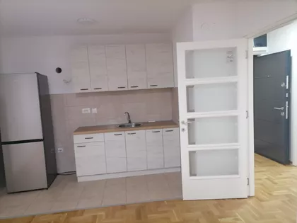 Branka Radičevića | 4zida.rs