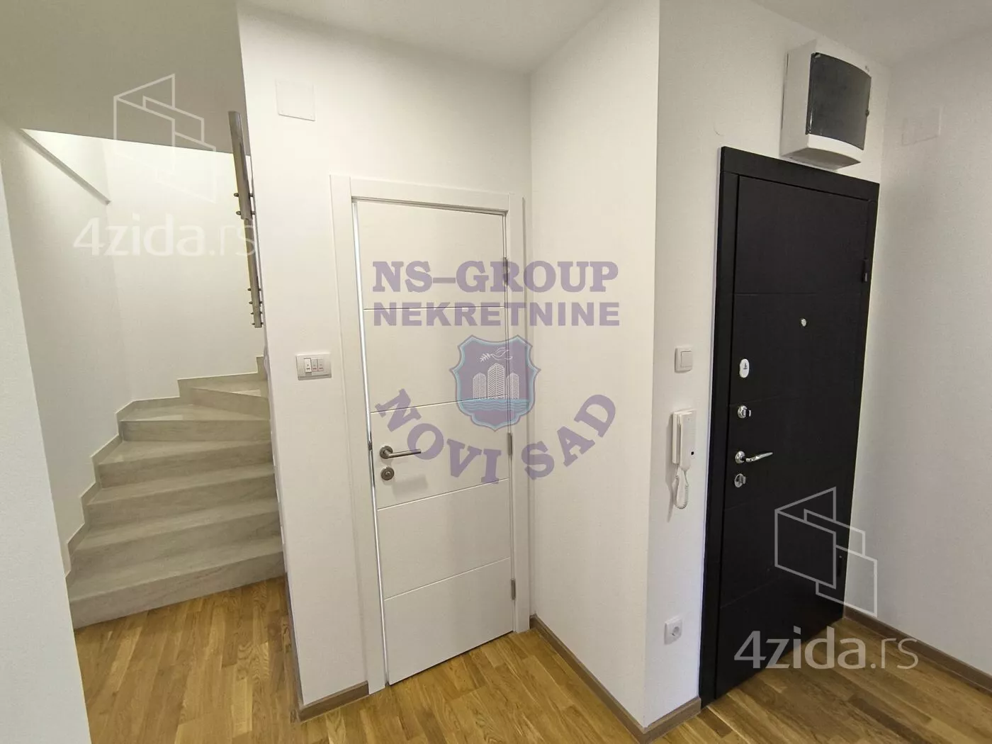 Petosoban stan | 4zida