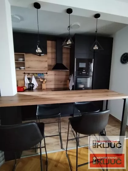 Bulevar Patrijarha Pavla (Somborski Bulevar) | 4zida.rs