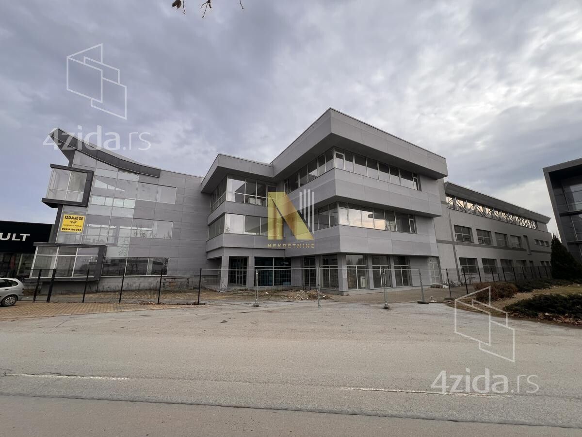 Office space for rent, Šangaj, €6, 4513m² — photo