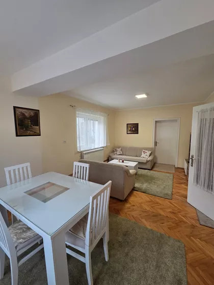 Nemanjina | 4zida.rs