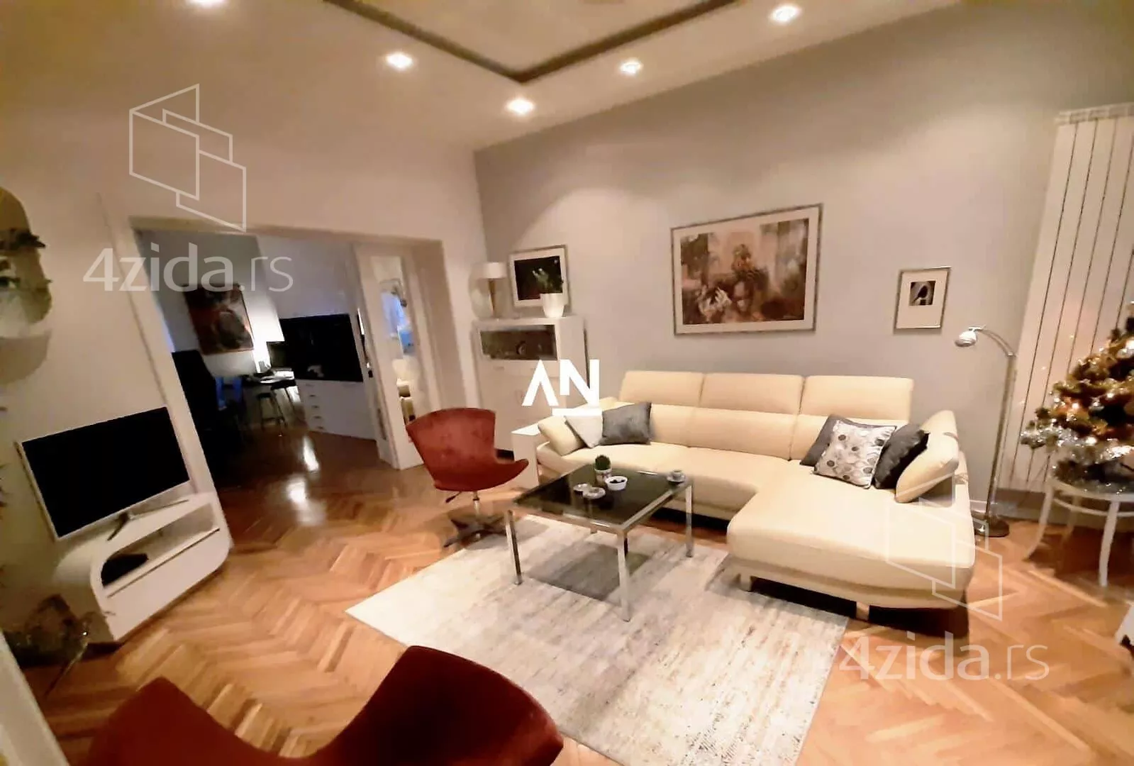 Troiposoban stan | 4zida