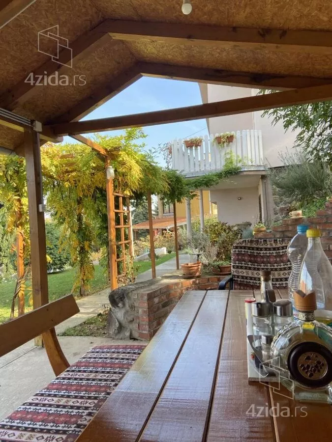 Kuća | 4zida