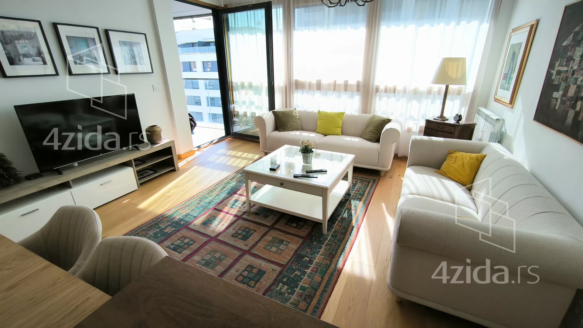 Trosoban stan | 4zida