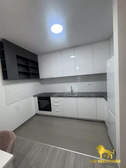 JANKA ČMELIKA | 4zida.rs