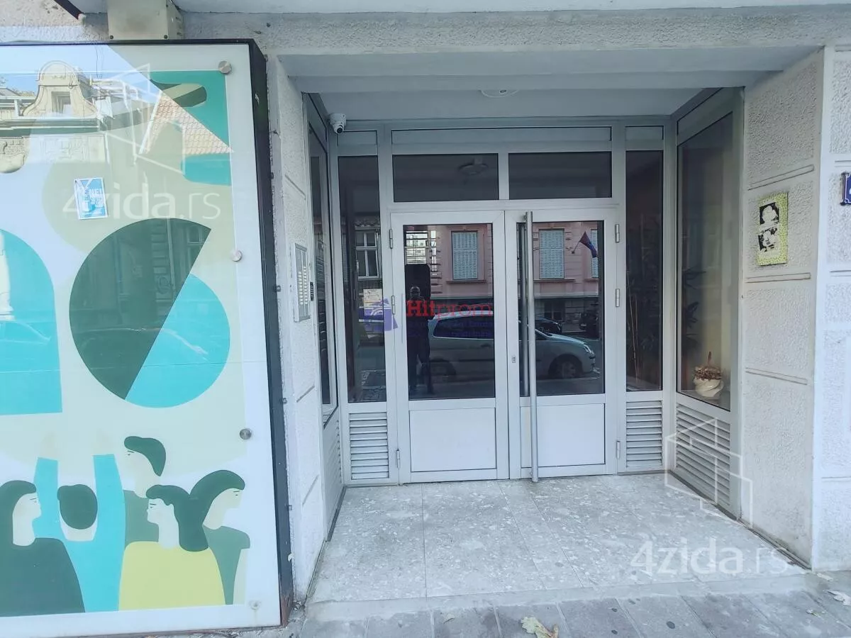 Poslovni prostor | 4zida