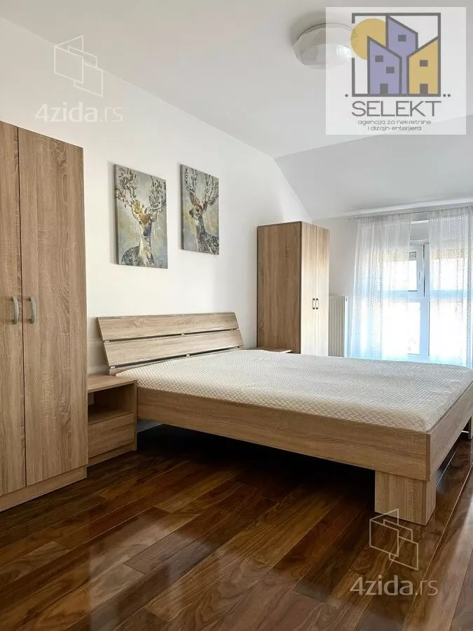 Troiposoban stan | 4zida