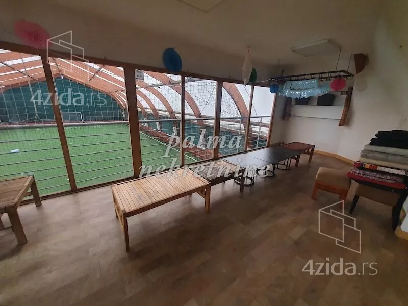 Lokal | 4zida