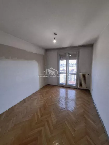 27. marta | 4zida.rs