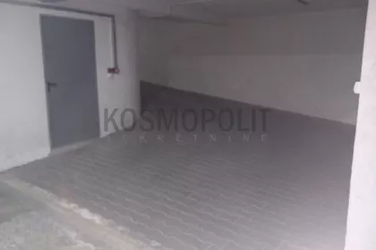 Ulcinjska | 4zida.rs