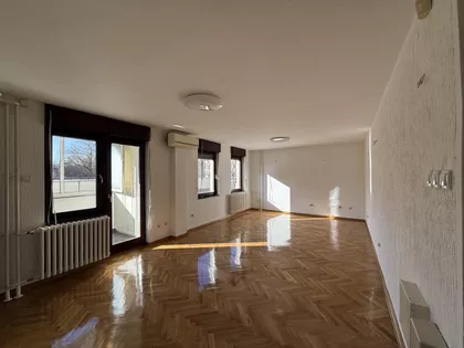 Sajmište | 4zida.rs