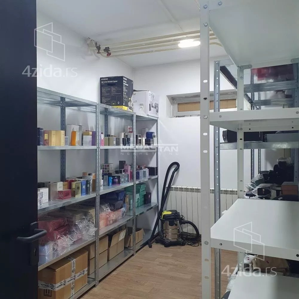 Poslovni prostor | 4zida