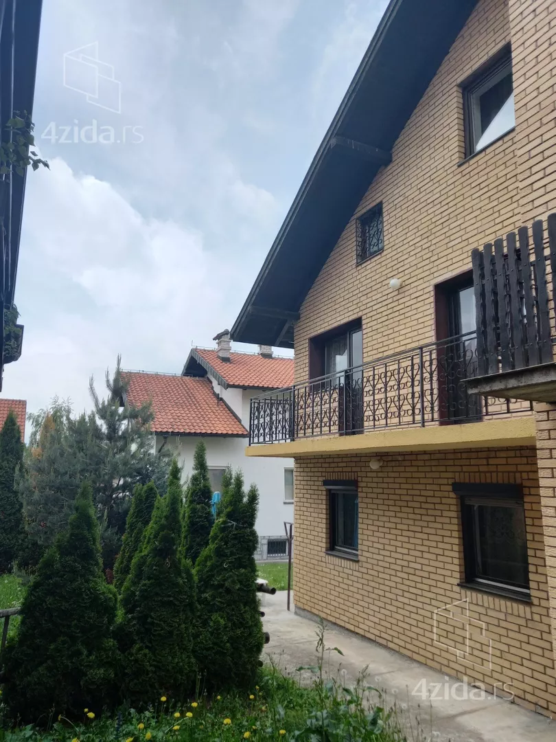 3-etažna kuća | 4zida