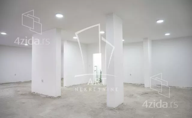 Poslovni prostor | 4zida