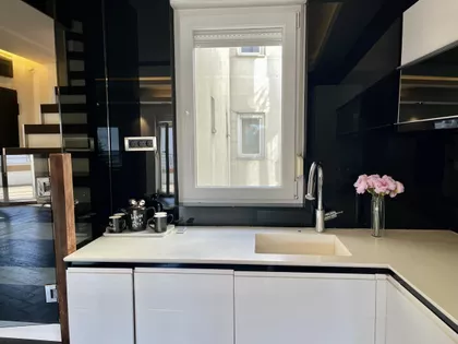 Crveni Krst Vračar | 4zida.rs