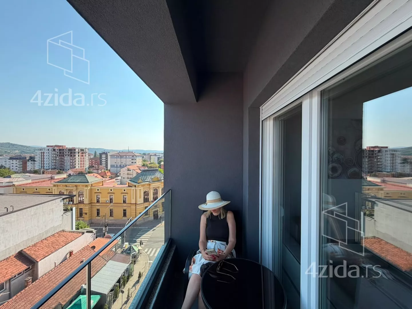 Garsonjera | 4zida