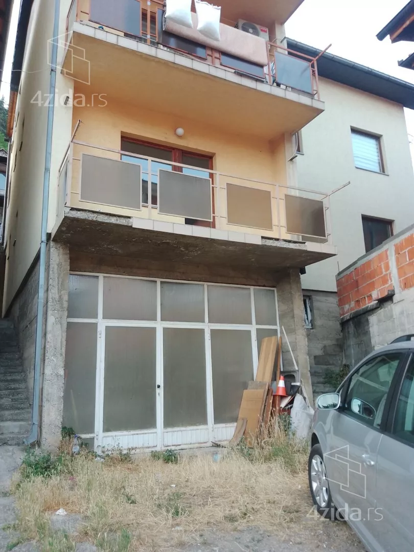 4-etažna kuća | 4zida