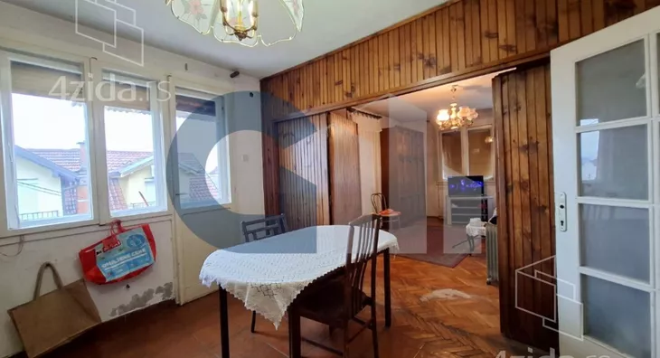 Petosoban stan | 4zida