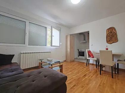 Ugrinovački Put 8 Deo | 4zida.rs