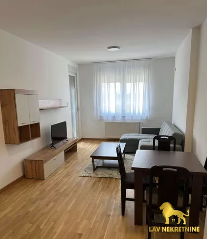 RUMENAČKI PUT | 4zida.rs