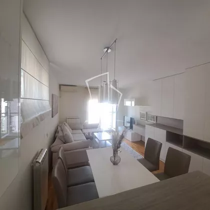 Gospodara Vučića | 4zida.rs