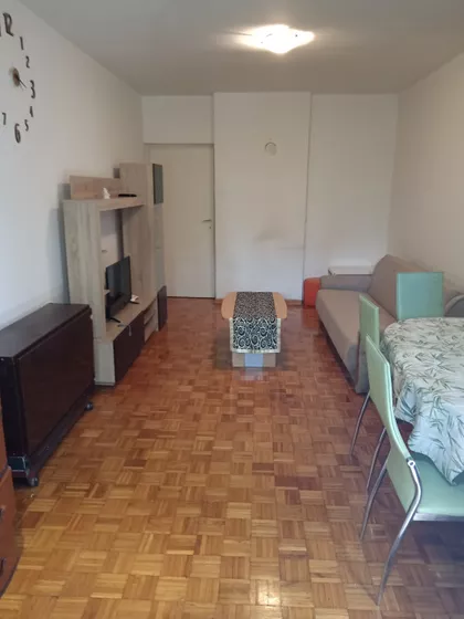 Burgerovih 31 | 4zida.rs