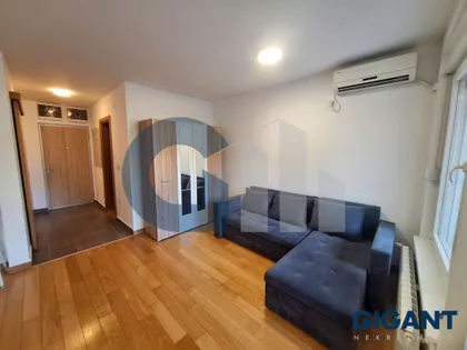 Šumadijska-Zemun | 4zida.rs
