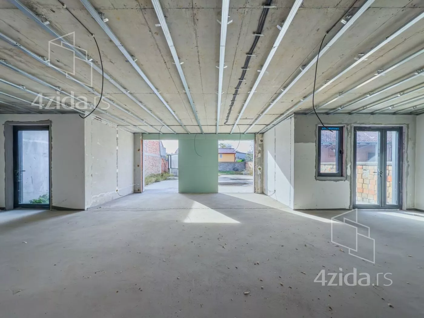 Poslovni prostor | 4zida