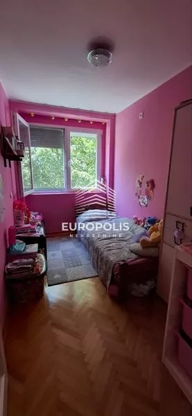 Kanarevo Brdo | 4zida.rs